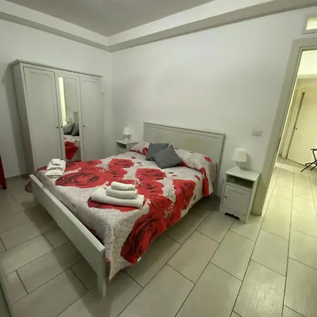Terry's House * Neapel
